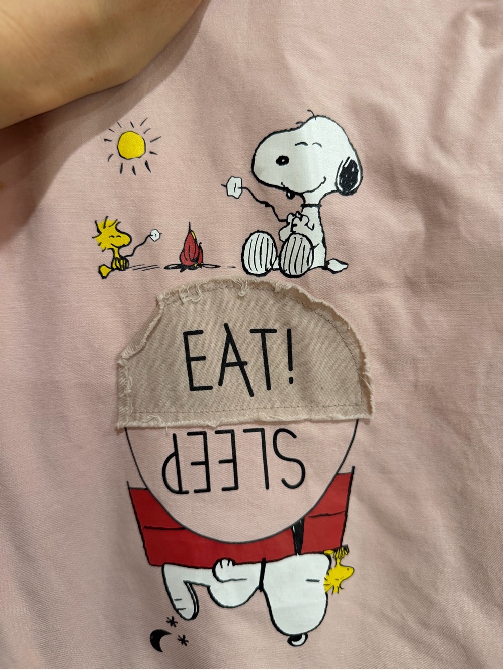 Zara Kids Pink Hooded Jacket with 'Sleep Eat' Snoopy Graphic - Picture 4 of 7